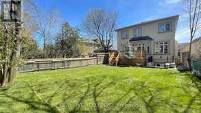 222 FLORENCE AVENUE Toronto