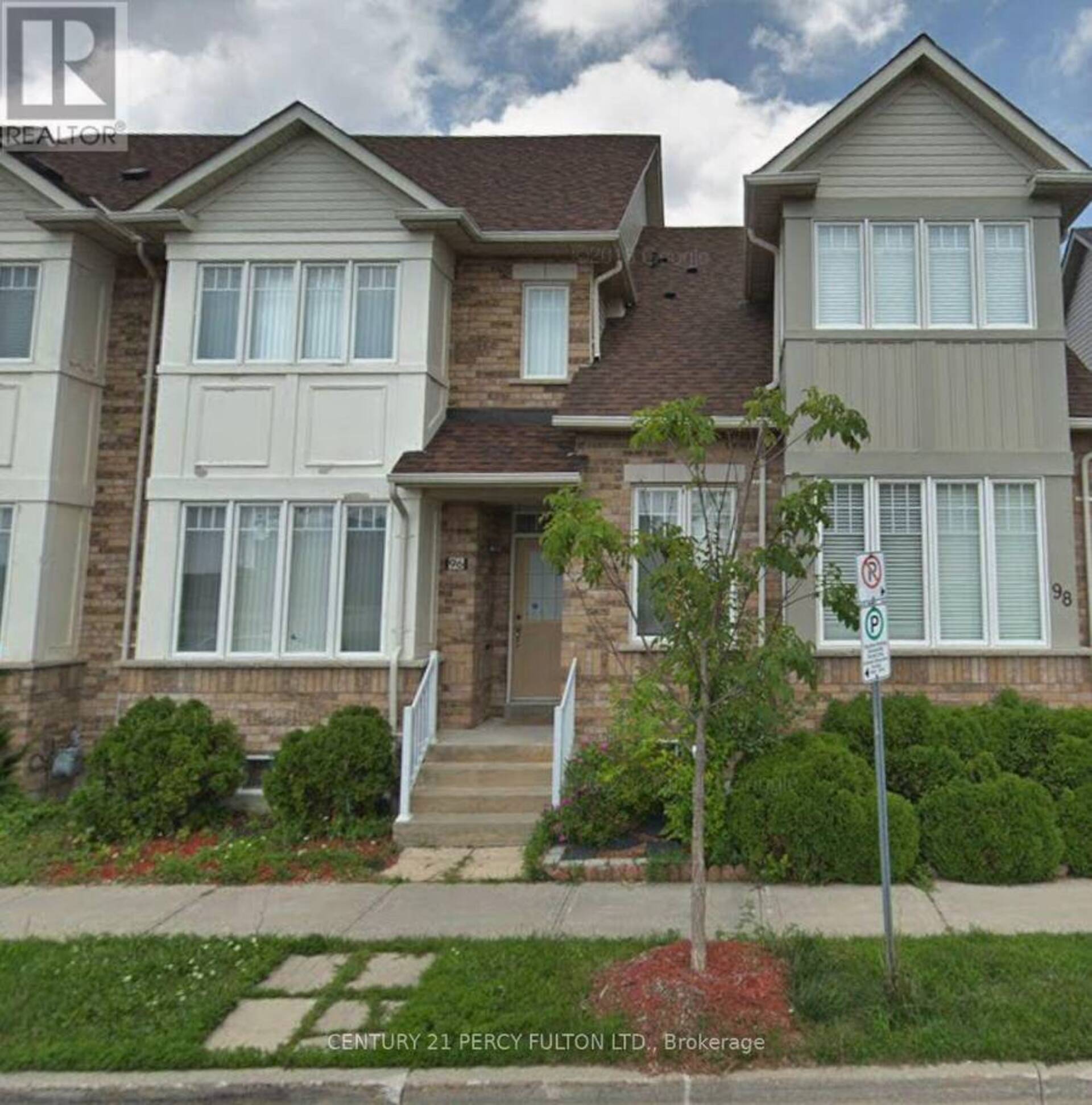 96 RIVERLANDS AVENUE Markham