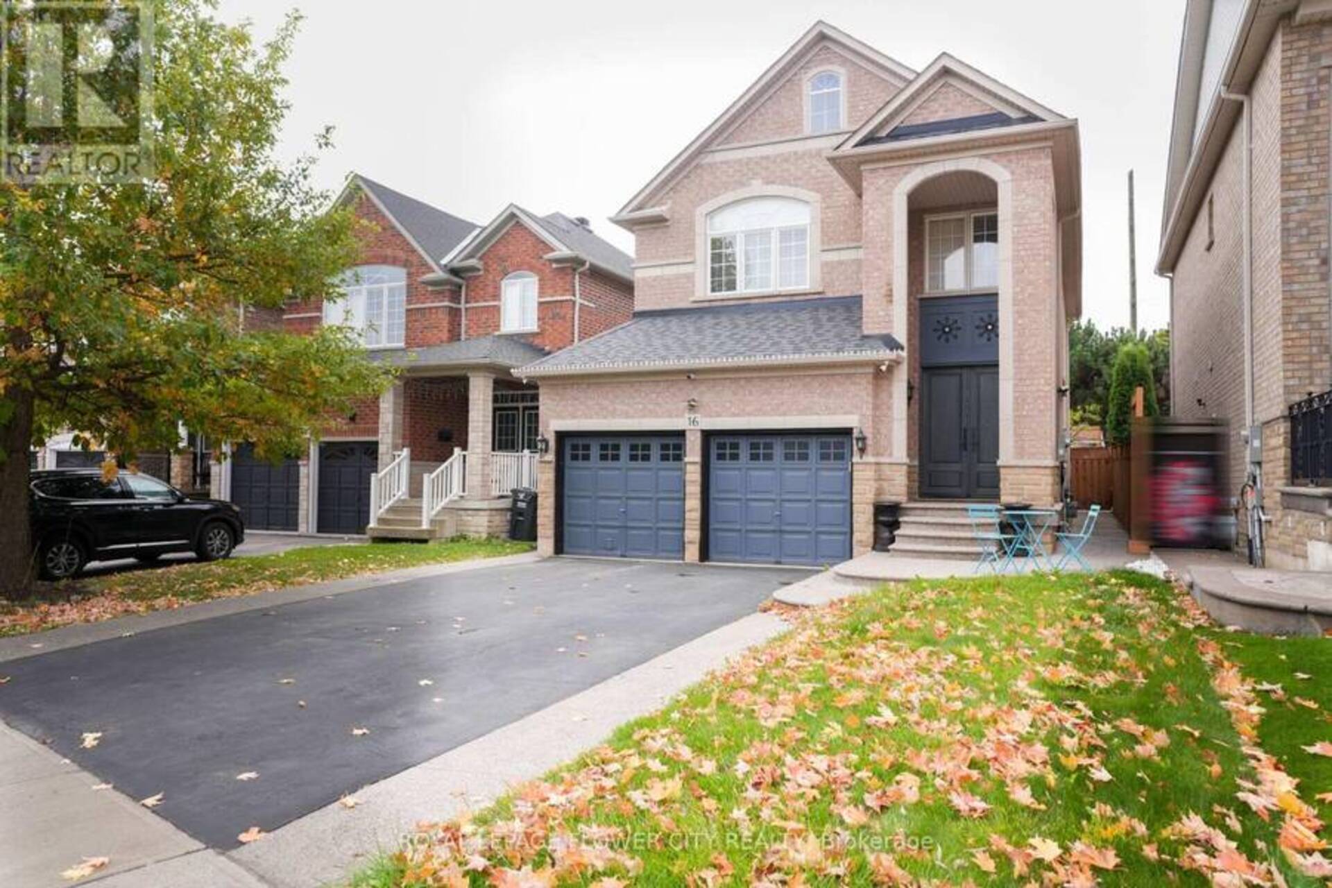 16 TRAILSIDE WALK Brampton 