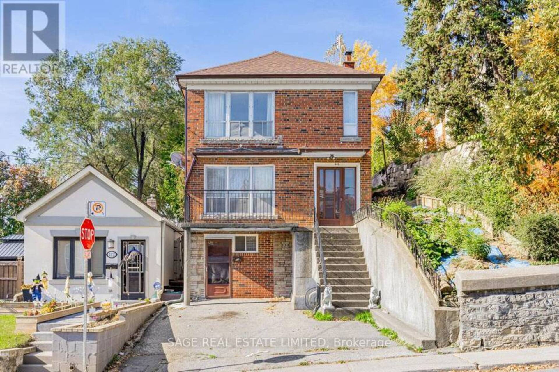 416 SILVERTHORN AVENUE Toronto 