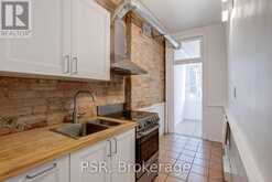 100 - 678 HURON STREET Toronto