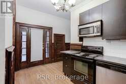 200 - 678 HURON STREET Toronto