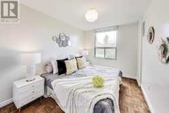 403 - 10 EDGECLIFF GOLFWAY Toronto