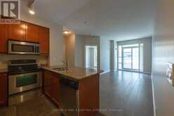 301 - 736 SPADINA AVENUE Toronto