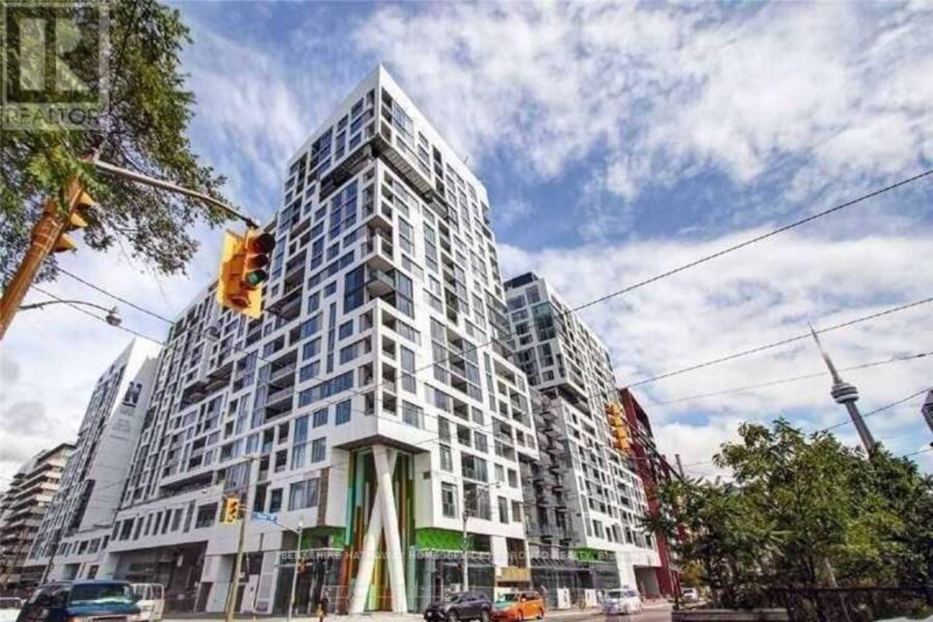 1011E - 576 FRONT STREET W Toronto