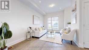 247 SMALLWOOD CIRCLE S Vaughan