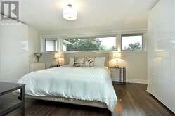 6 HILLAVON DRIVE Toronto