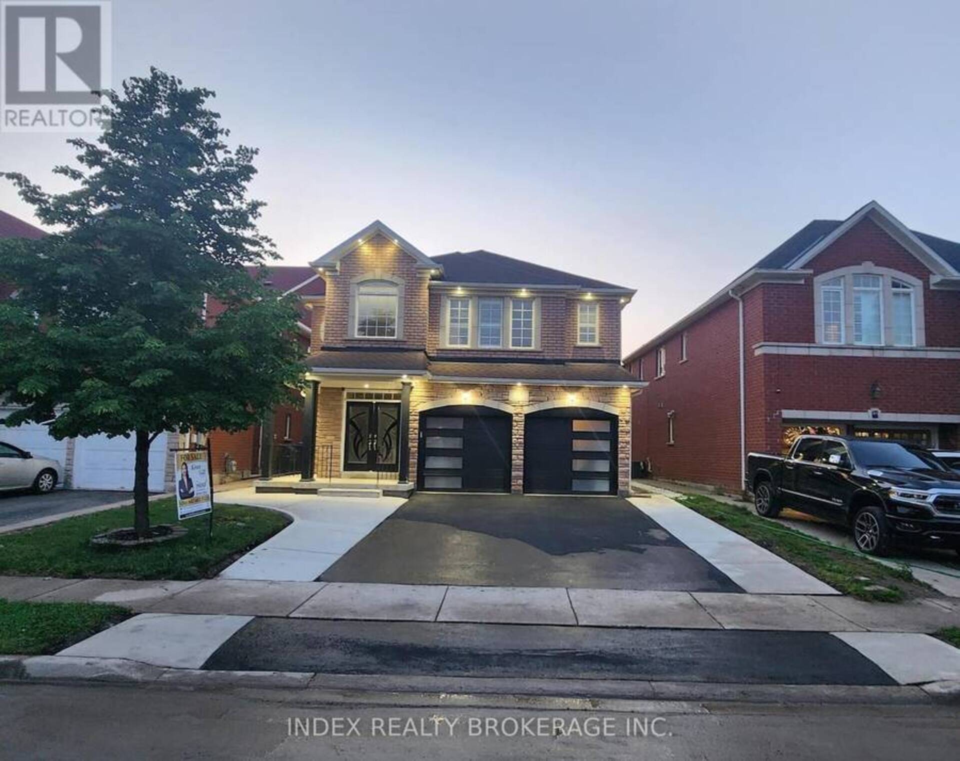 32 CHARGER LANE Brampton