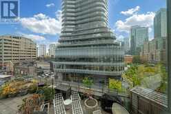 512 - 24 WELLESLEY STREET W Toronto