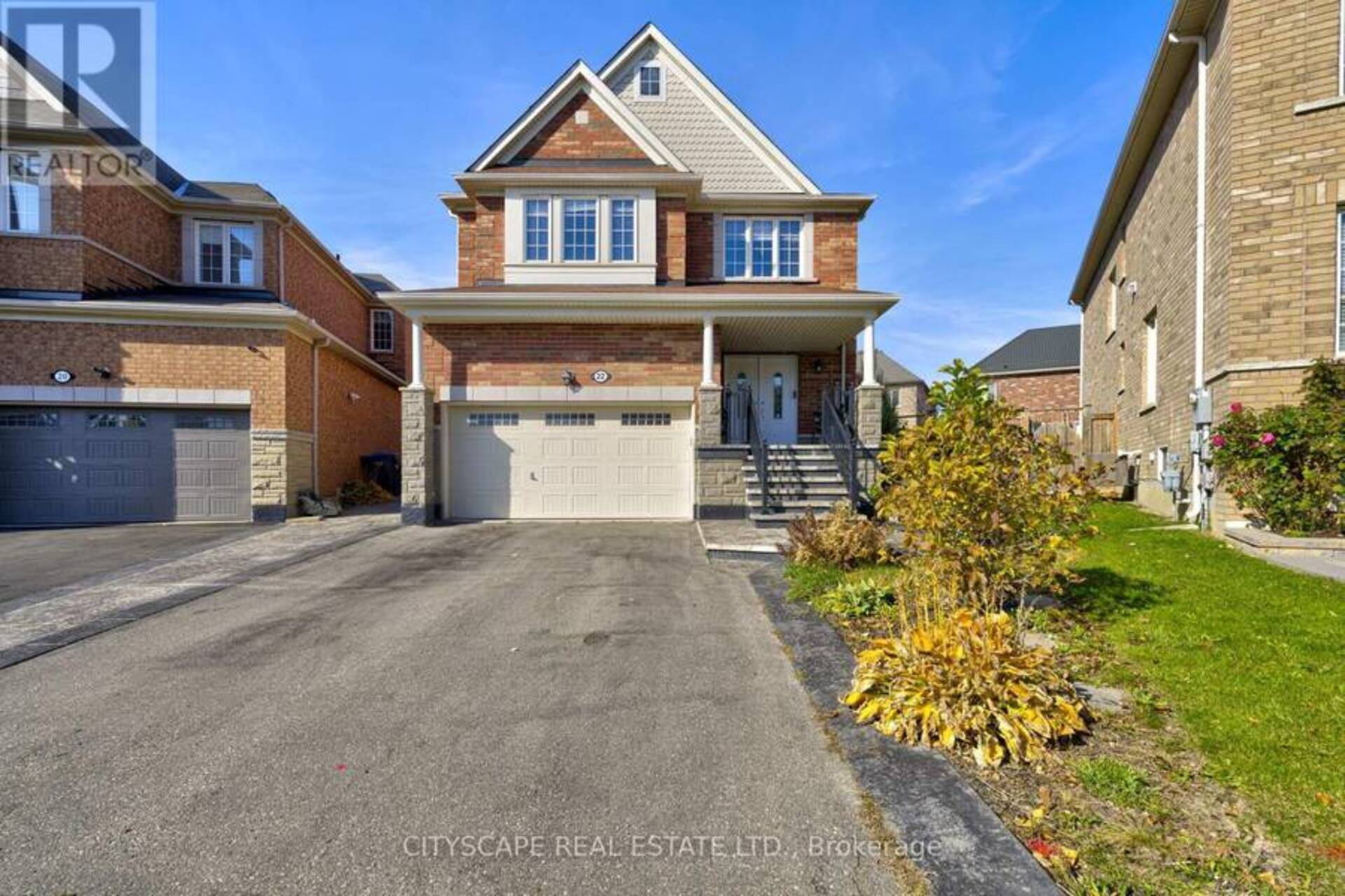 22 KAWANA ROAD W Brampton