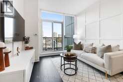 404 - 1486 BATHURST STREET Toronto