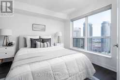 2124 - 275 VILLAGE GREEN SQUARE Toronto