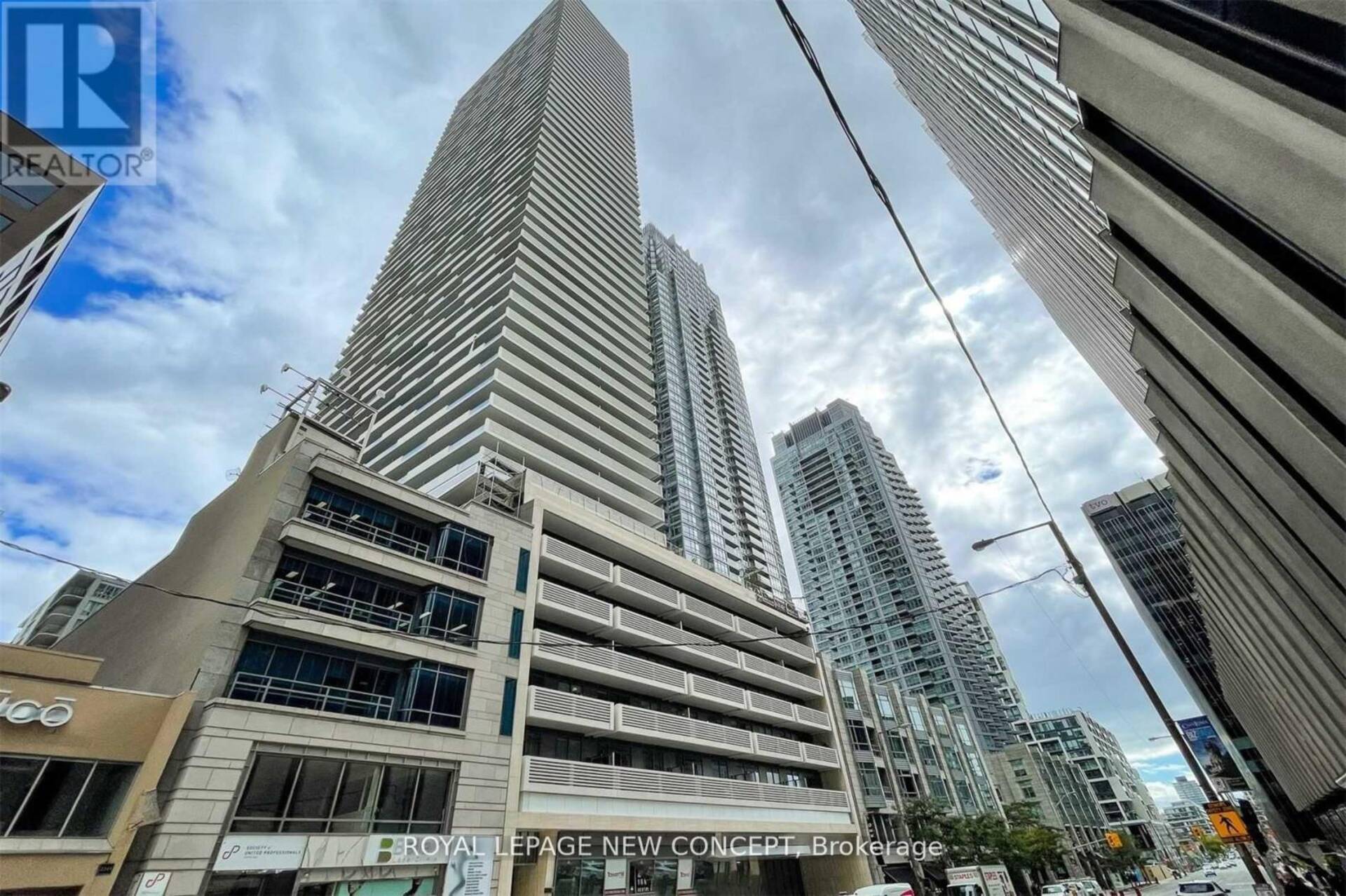 3006 - 2221 YONGE STREET Toronto