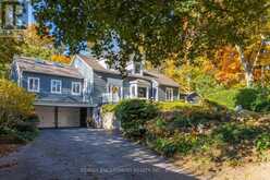 4271 LAKESHORE ROAD Burlington