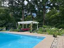 4271 LAKESHORE ROAD Burlington