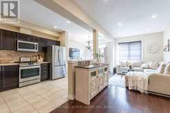 10 - 45 SEABREEZE CRESCENT Hamilton