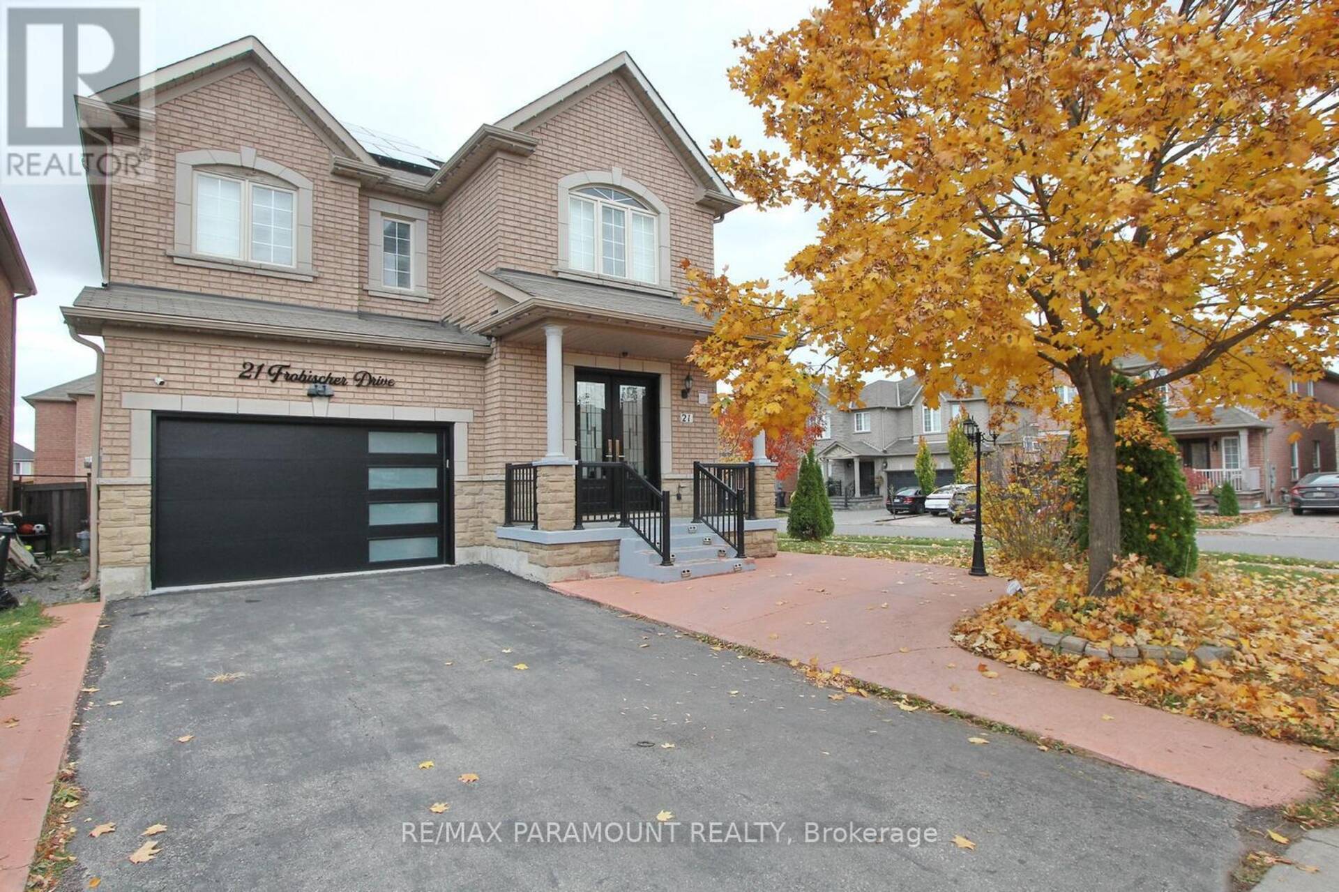 21 FROBISCHER DRIVE Brampton