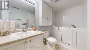 206 - 645 MILLWOOD ROAD Toronto