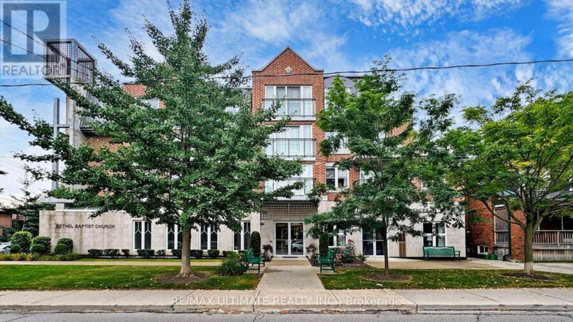 206 - 645 MILLWOOD ROAD Toronto