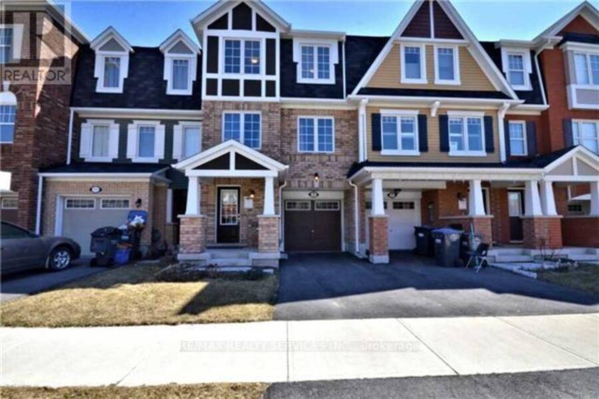 9 MIDHOPE WAY Brampton