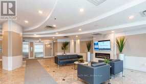 902 - 39 ONEIDA CRESCENT Richmond Hill