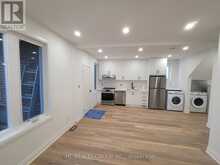 2 - 231 DELAWARE AVENUE Toronto