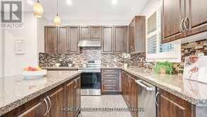 33 ORANGEBLOSSOM TRAIL Brampton