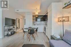 611 - 6 PARKWOOD AVENUE Toronto