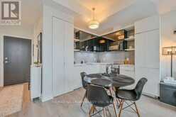 611 - 6 PARKWOOD AVENUE Toronto