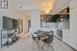 611 - 6 PARKWOOD AVENUE Toronto