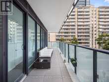 208 - 185 ROEHAMPTON AVENUE Toronto