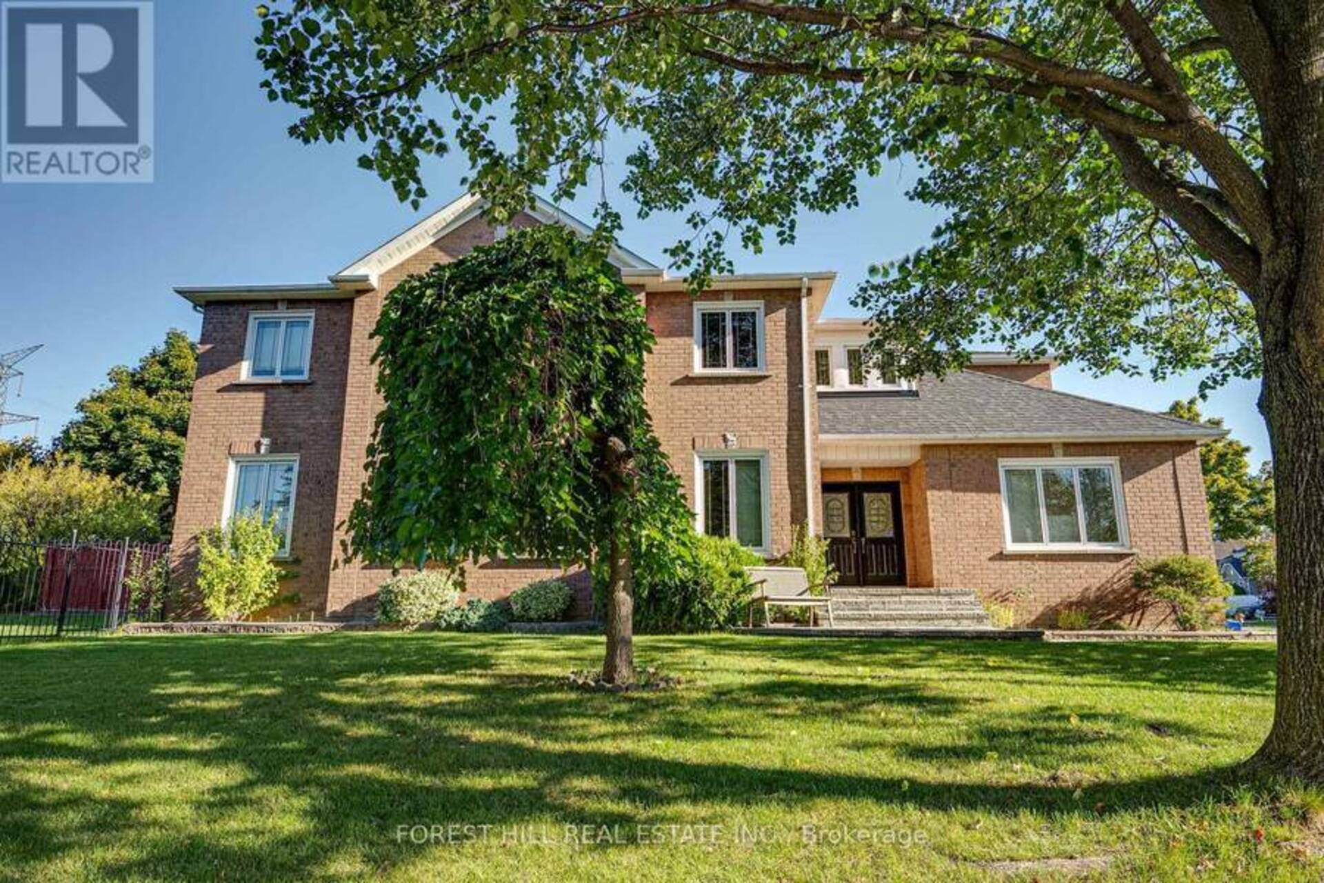 38 WORTH BOULEVARD Vaughan