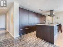 2105 - 180 UNIVERSITY AVENUE Toronto