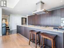 2105 - 180 UNIVERSITY AVENUE Toronto