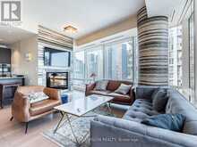 2105 - 180 UNIVERSITY AVENUE Toronto