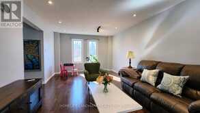 48 FANSHAWE DRIVE Richmond Hill