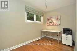 6 HILLAVON DRIVE Toronto