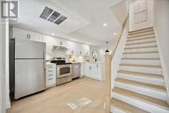 106 - 262 ST HELENS AVENUE Toronto