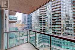 1005 - 51 LOWER SIMCOE STREET Toronto