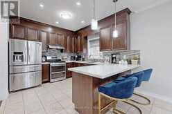 154 GARDINER DRIVE Bradford/West Gwillimbury