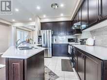 102 PADBURY TRAIL Brampton