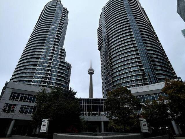 408 - 8 YORK STREET Toronto Ontario