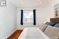 17 KINGS PARK BOULEVARD Toronto