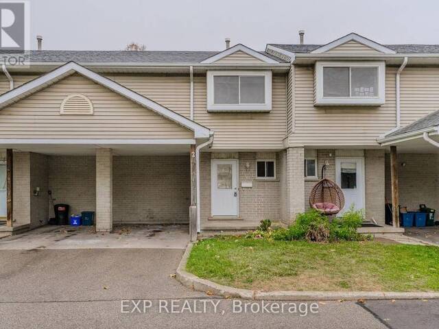 2 - 125 SEKURA CRESCENT Cambridge Ontario