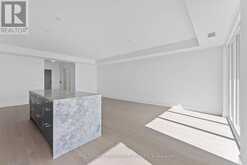 2033 - 20 INN ON THE PARK DRIVE Toronto