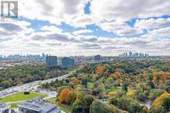 2033 - 20 INN ON THE PARK DRIVE Toronto