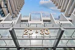 2033 - 20 INN ON THE PARK DRIVE Toronto