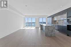 2033 - 20 INN ON THE PARK DRIVE Toronto