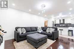 27 GRACKLE TRAIL Toronto