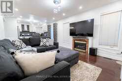 27 GRACKLE TRAIL Toronto